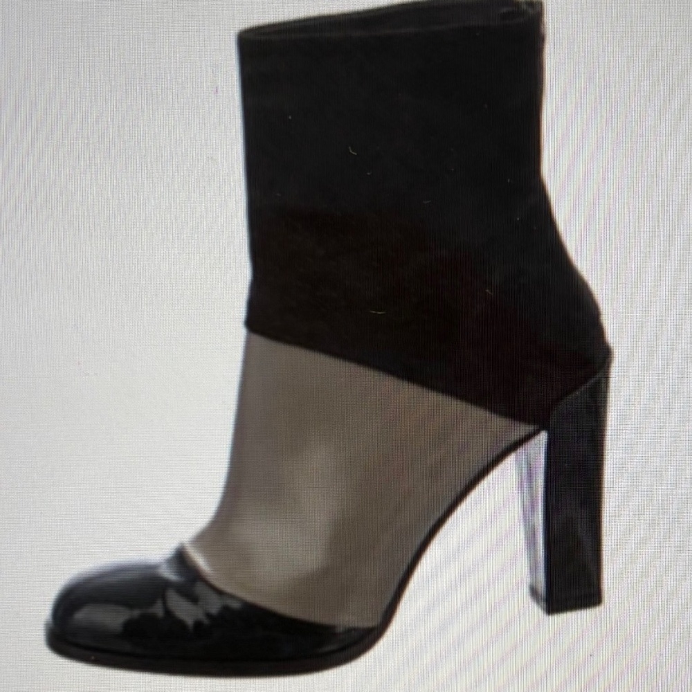 Roger Vivier Suede Patent Colorblock Pattern Boots Semi Pointed Toe Block Heels.